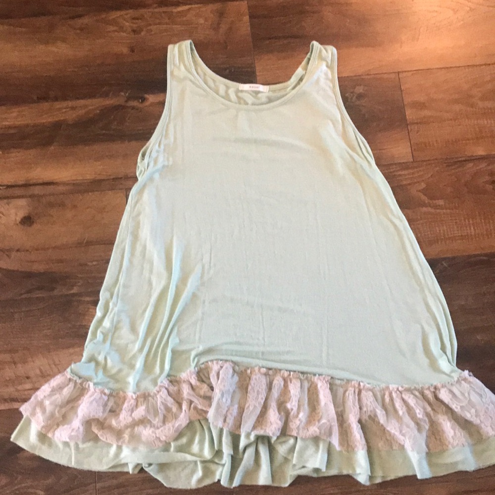 Sleeveless top
